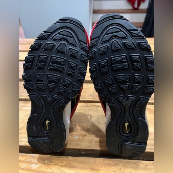 NWOT Nike Air Max 97 Red and Gold Sequins - Picture 3 of 8